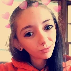 Meet your Posher, Kaitlyn